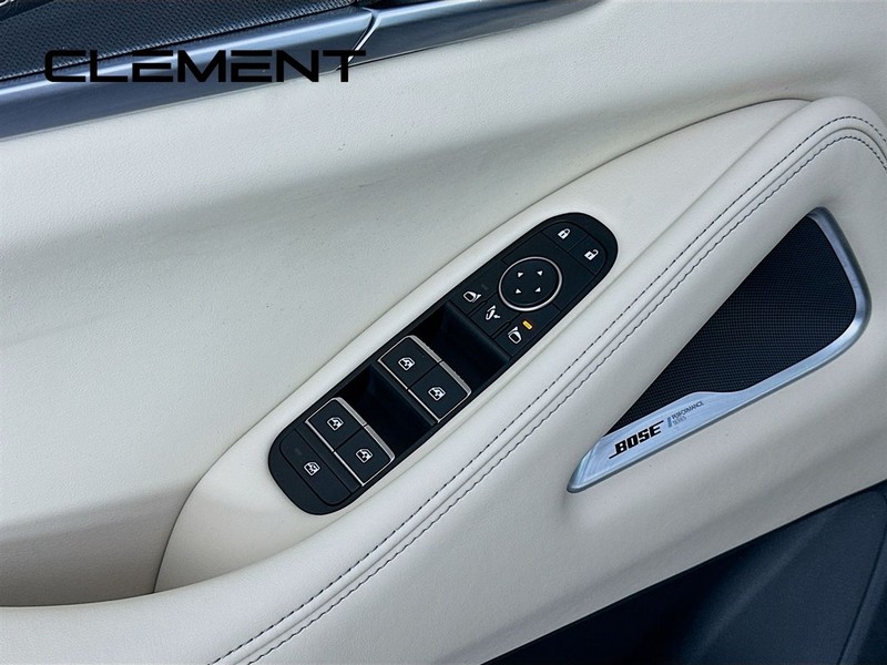 INFINITI QX60 Vehicle Image 28