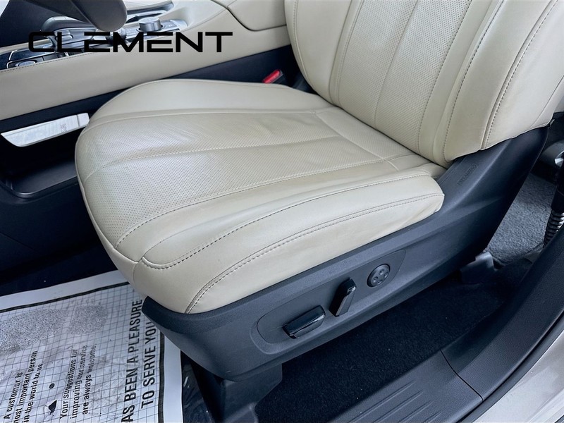 INFINITI QX60 Vehicle Image 30