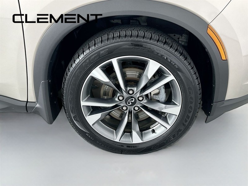 INFINITI QX60 Vehicle Image 39