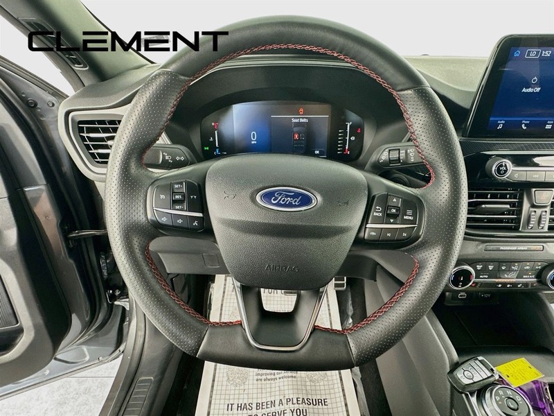 Ford Escape Vehicle Image 15