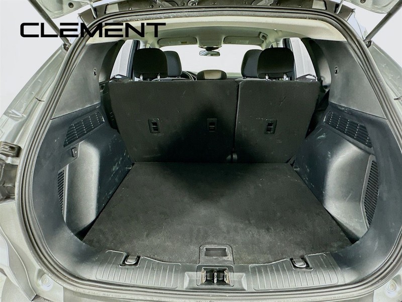 Ford Escape Vehicle Image 11