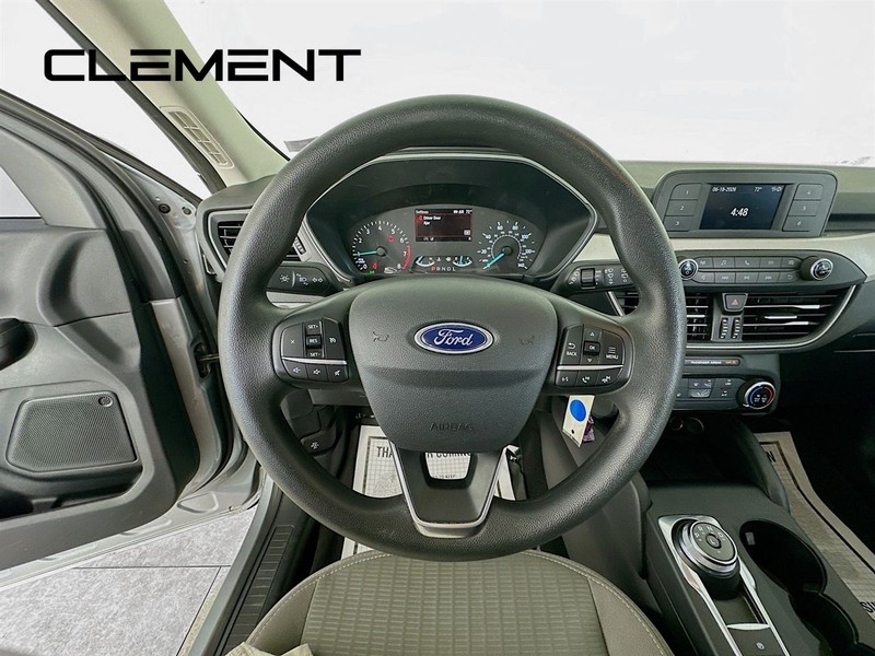 Ford Escape Vehicle Image 15