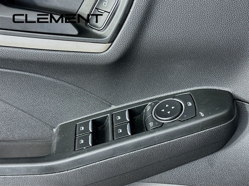 Ford Escape Vehicle Image 24