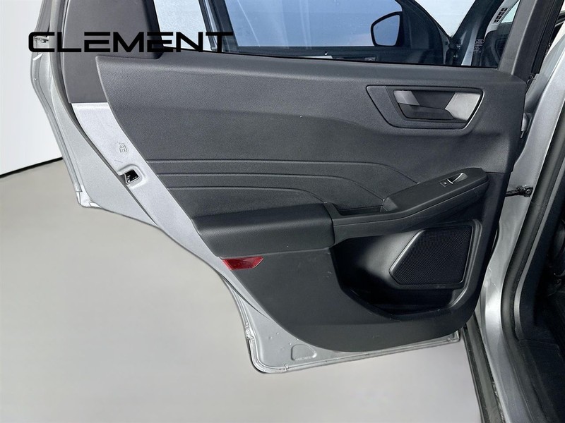 Ford Escape Vehicle Image 29