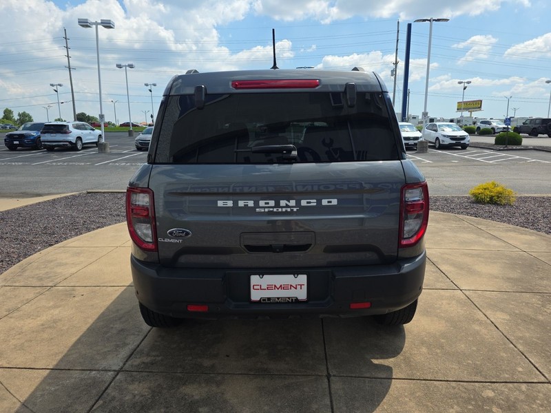 Ford Bronco Sport Vehicle Full-screen Gallery Image 6