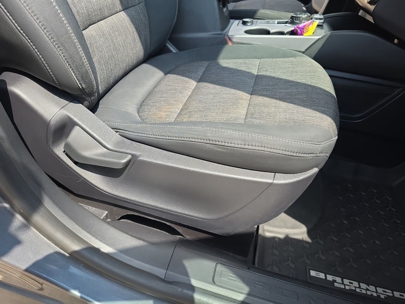 Ford Bronco Sport Vehicle Full-screen Gallery Image 25