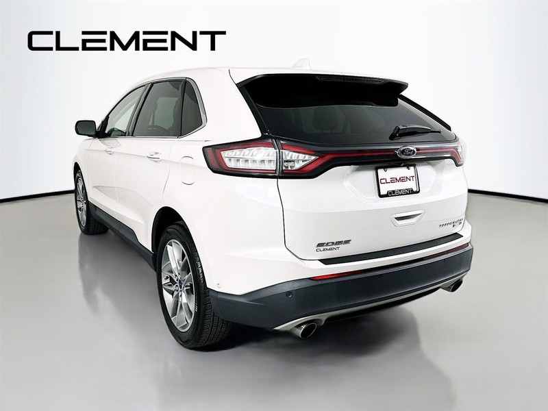 Ford Edge Vehicle Image 10