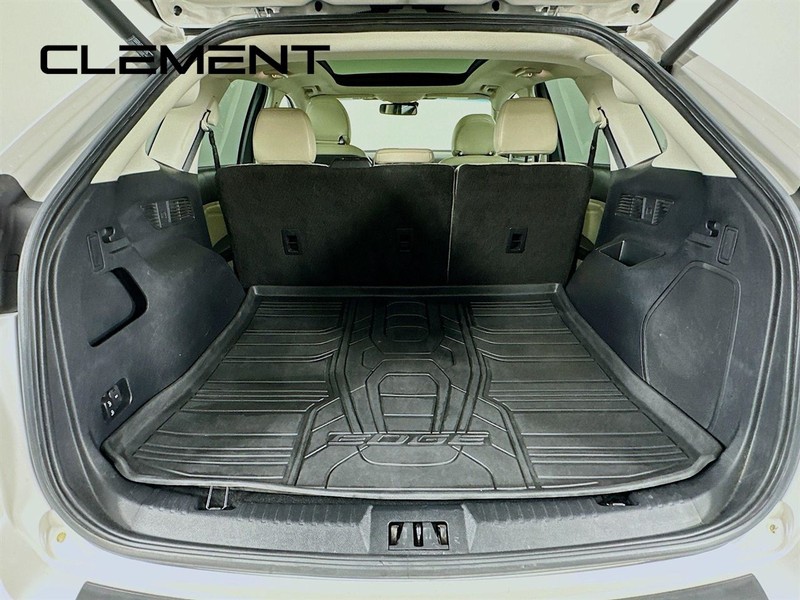 Ford Edge Vehicle Image 11
