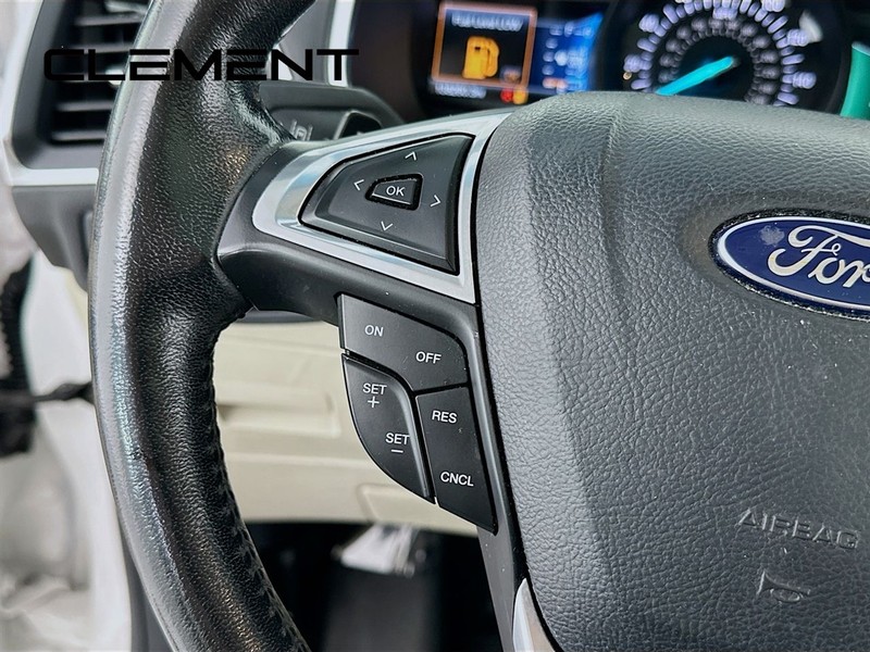 Ford Edge Vehicle Image 16