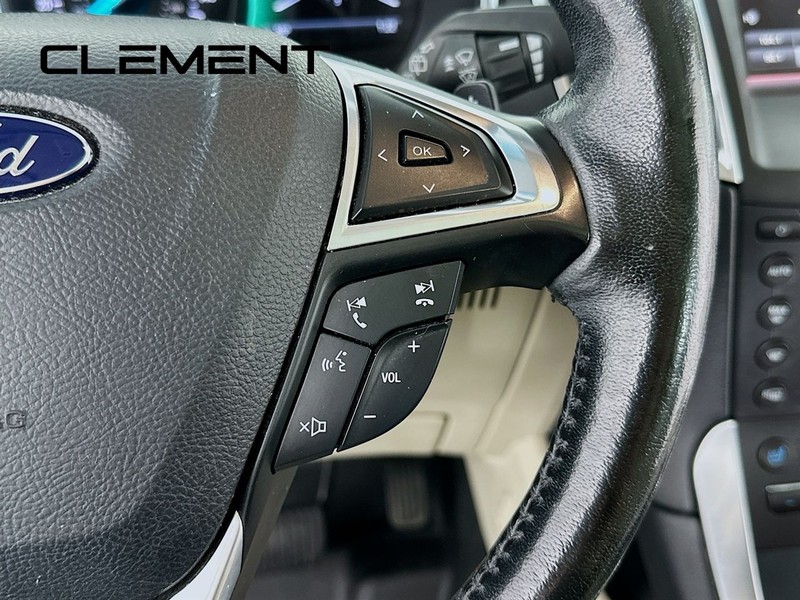 Ford Edge Vehicle Image 17