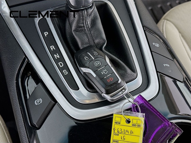Ford Edge Vehicle Image 24