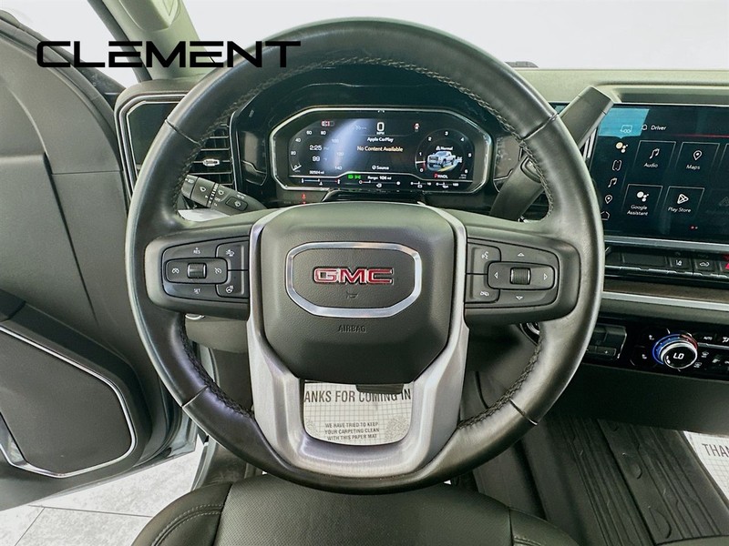 GMC Sierra 2500HD Vehicle Image 11
