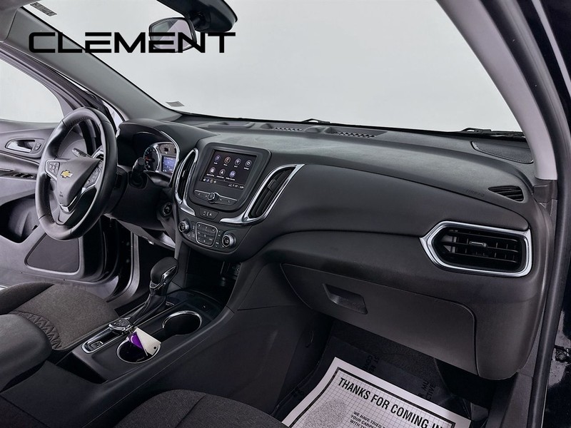 Chevrolet Equinox Vehicle Full-screen Gallery Image 33