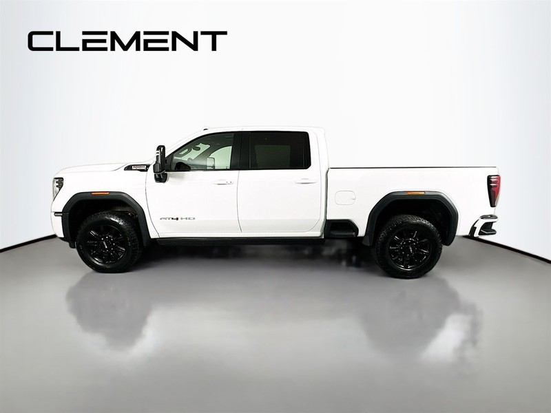 GMC Sierra 3500HD Vehicle Image 06