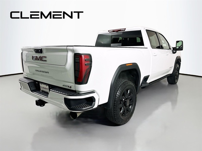 GMC Sierra 3500HD Vehicle Image 07