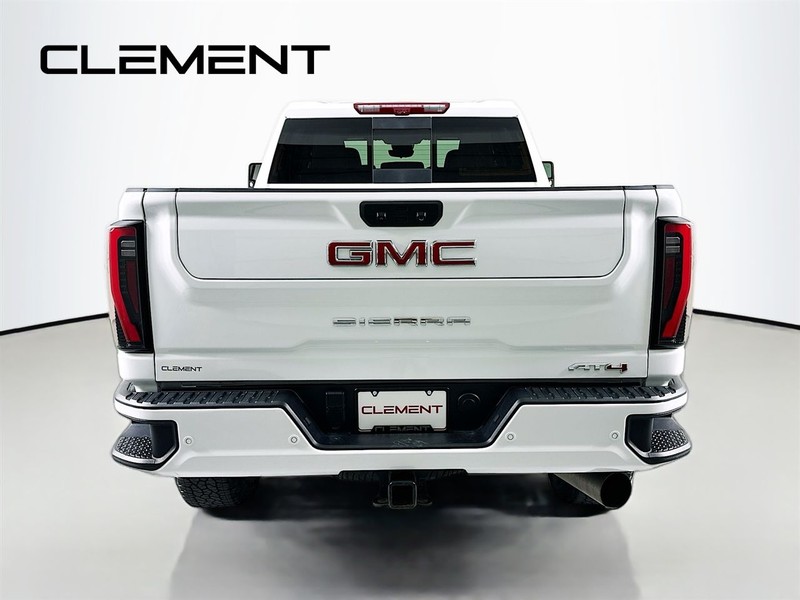 GMC Sierra 3500HD Vehicle Image 08