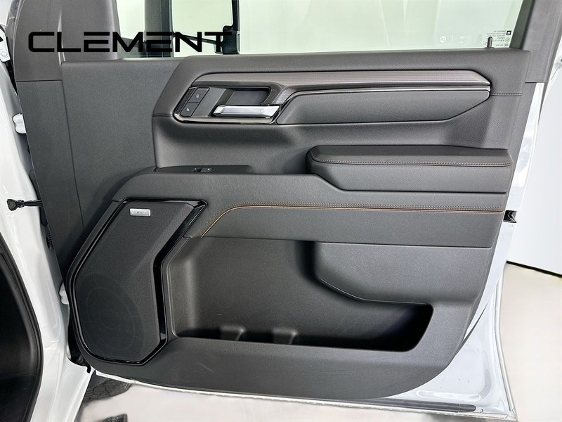 GMC Sierra 3500HD Vehicle Image 37