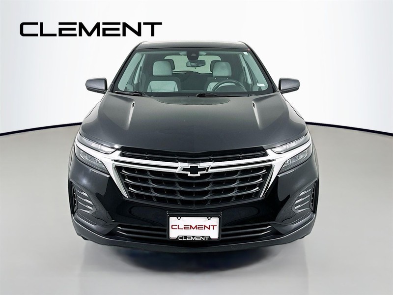 Chevrolet Equinox Vehicle Full-screen Gallery Image 03