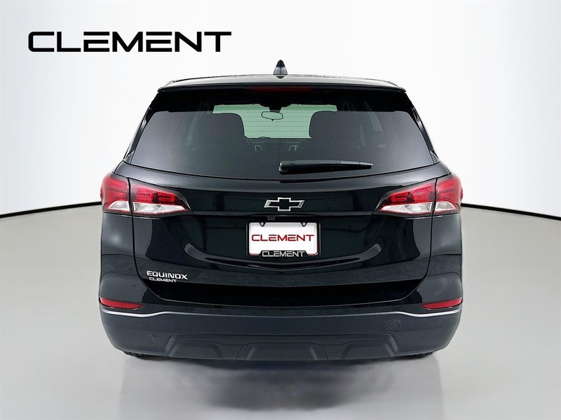Chevrolet Equinox Vehicle Full-screen Gallery Image 08