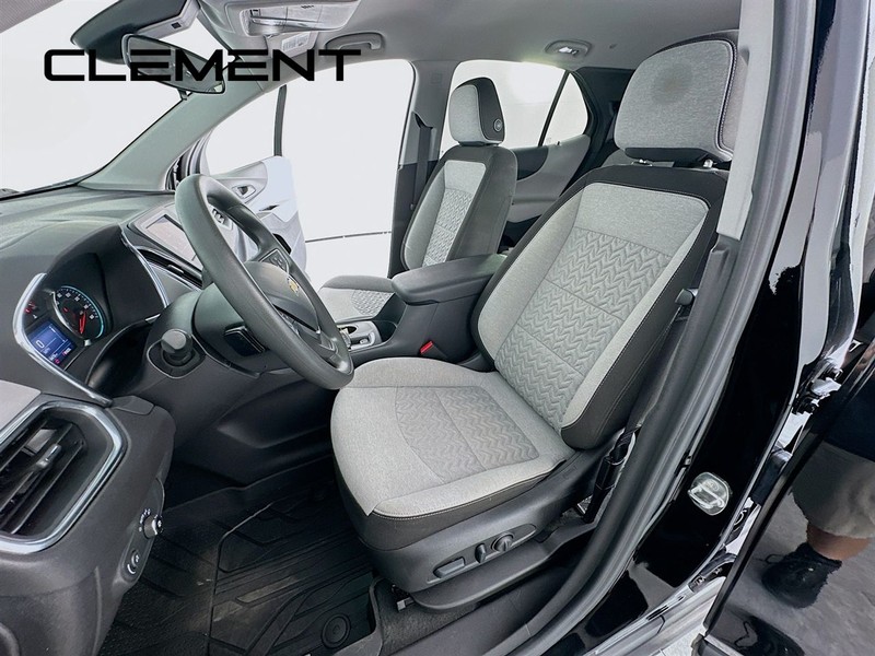 Chevrolet Equinox Vehicle Full-screen Gallery Image 28
