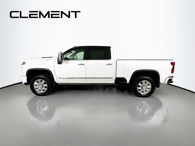 Chevrolet Silverado 2500HD Vehicle Image 06