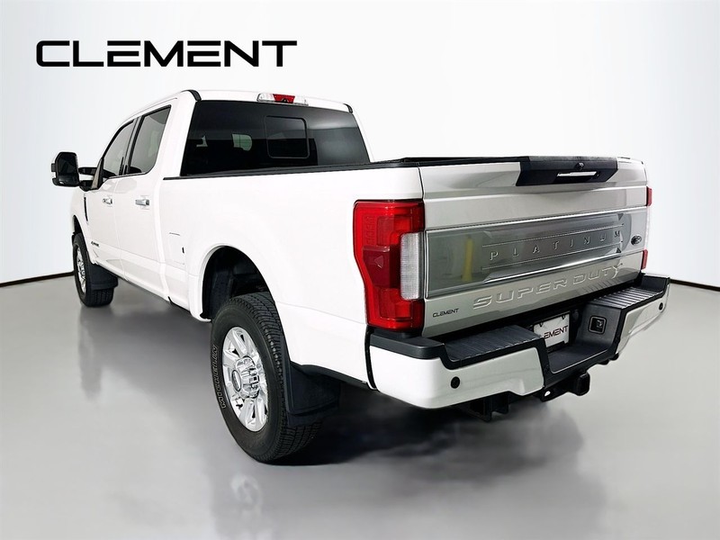 Ford Super Duty F-350 SRW Vehicle Image 10