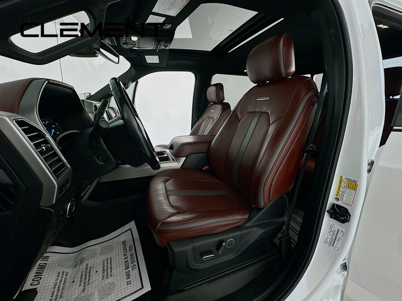 Ford Super Duty F-350 SRW Vehicle Image 31