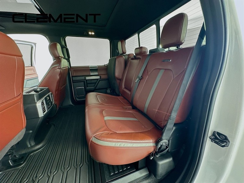 Ford Super Duty F-350 SRW Vehicle Image 33