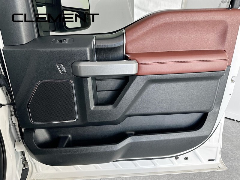 Ford Super Duty F-350 SRW Vehicle Image 37