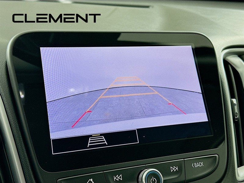 Chevrolet Malibu Vehicle Full-screen Gallery Image 20