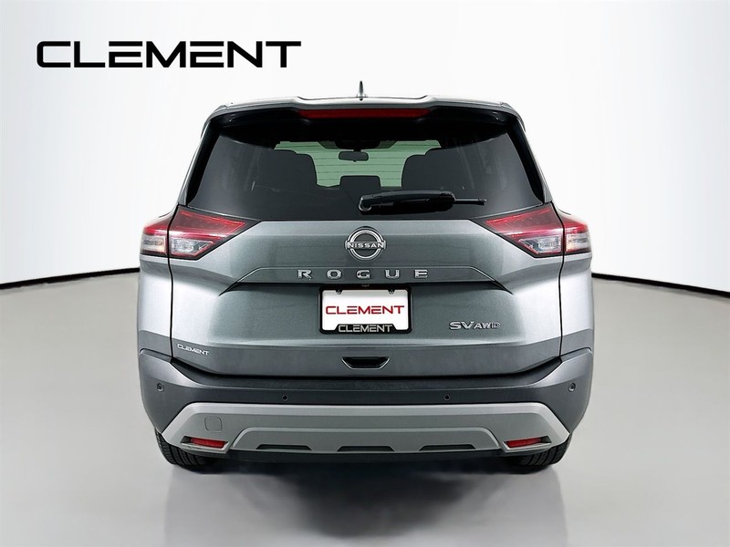Nissan Rogue Vehicle Image 08