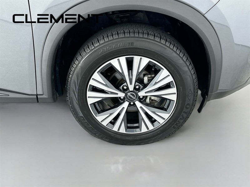 Nissan Rogue Vehicle Image 34