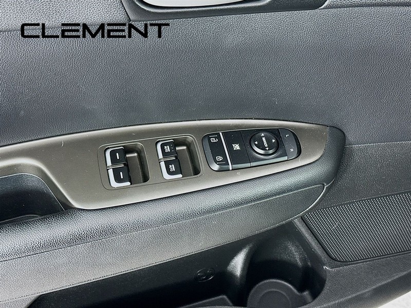 Kia Optima Vehicle Image 26
