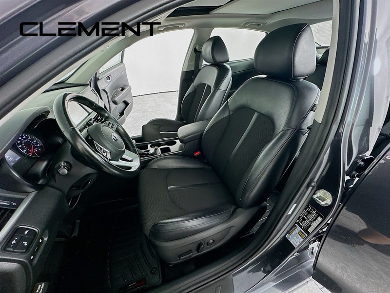 Kia Optima Vehicle Image 29