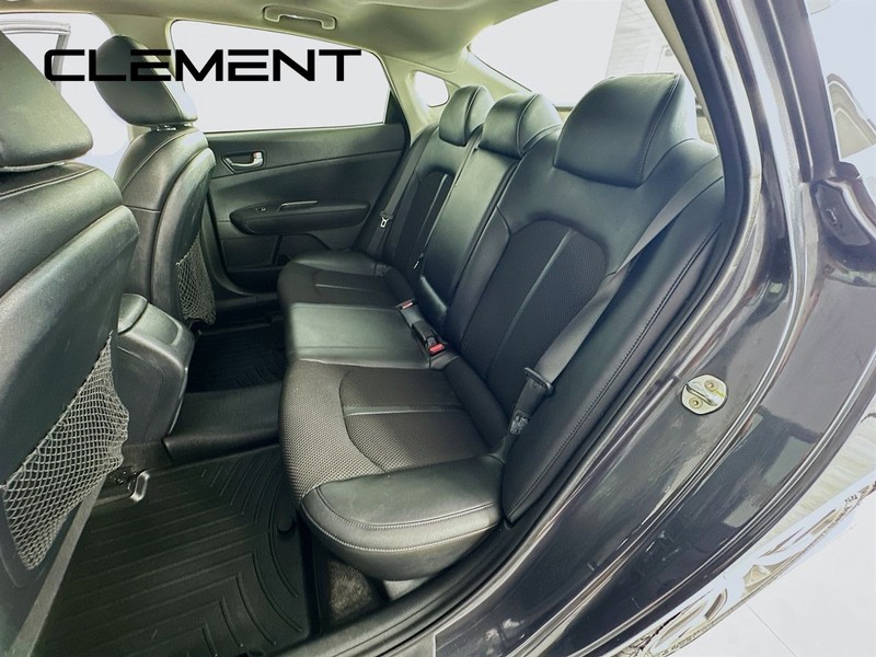 Kia Optima Vehicle Image 31