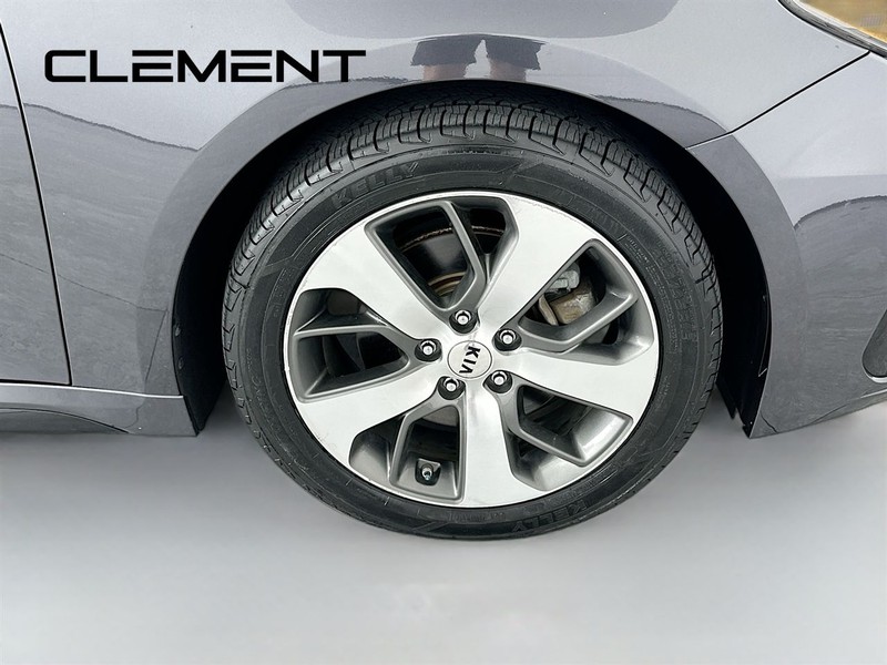 Kia Optima Vehicle Image 35