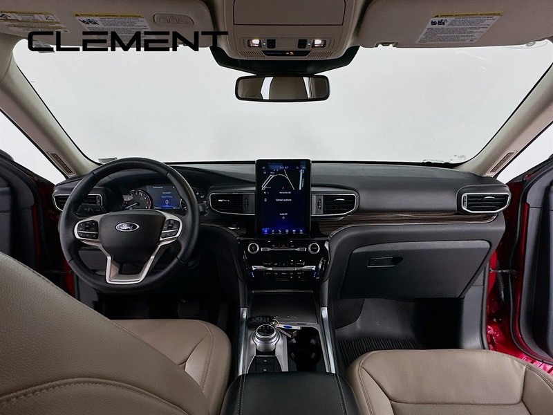 Ford Explorer Vehicle Image 12