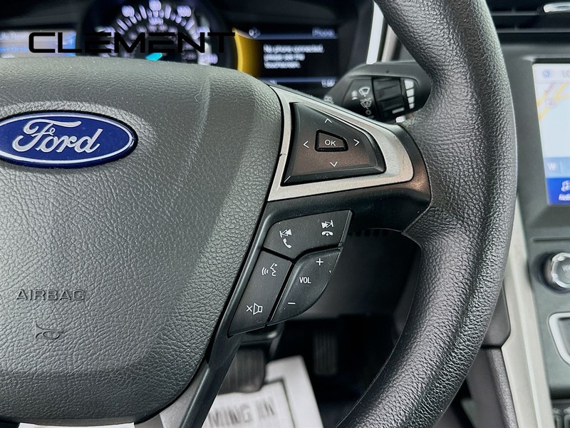 Ford Fusion Vehicle Image 17