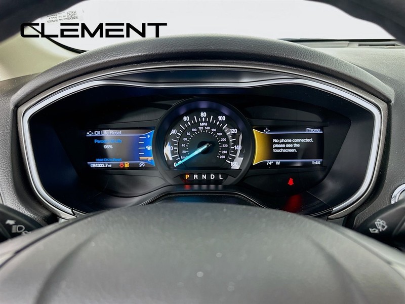 Ford Fusion Vehicle Image 18