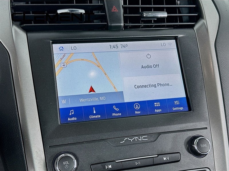 Ford Fusion Vehicle Image 19