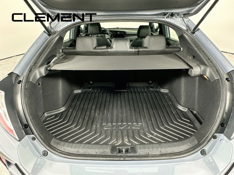 Honda Civic Hatchback Vehicle Full-screen Gallery Image 11