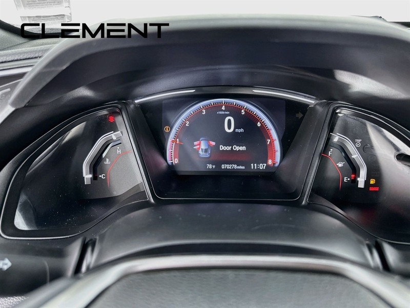 Honda Civic Hatchback Vehicle Full-screen Gallery Image 18