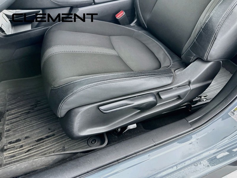 Honda Civic Hatchback Vehicle Full-screen Gallery Image 27
