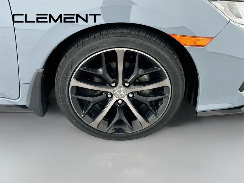 Honda Civic Hatchback Vehicle Full-screen Gallery Image 34