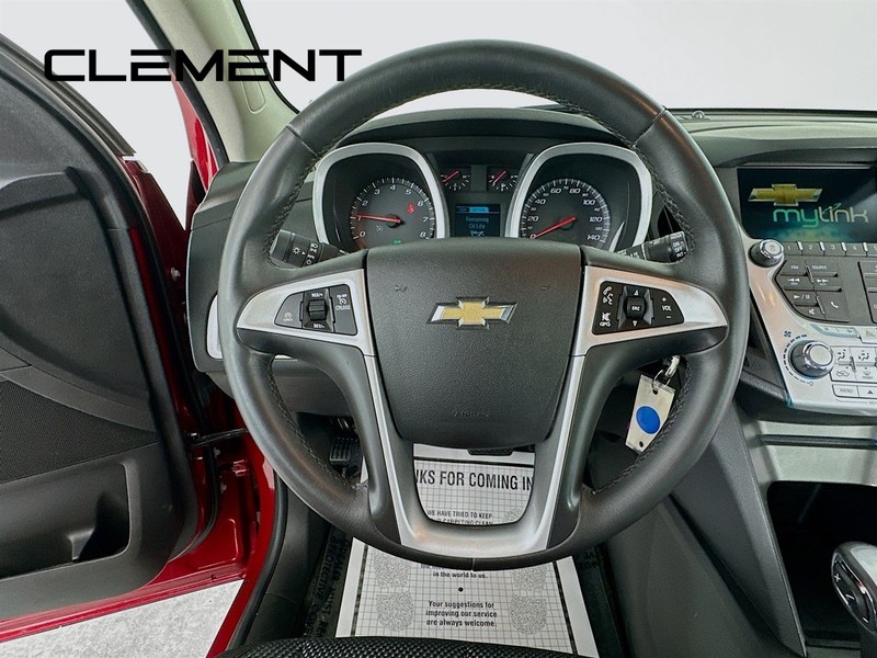 Chevrolet Equinox Vehicle Full-screen Gallery Image 14