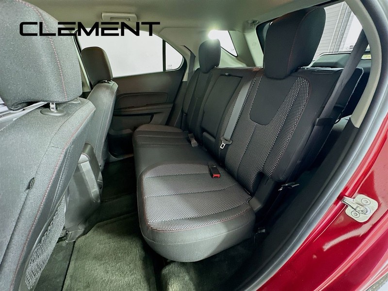 Chevrolet Equinox Vehicle Full-screen Gallery Image 29