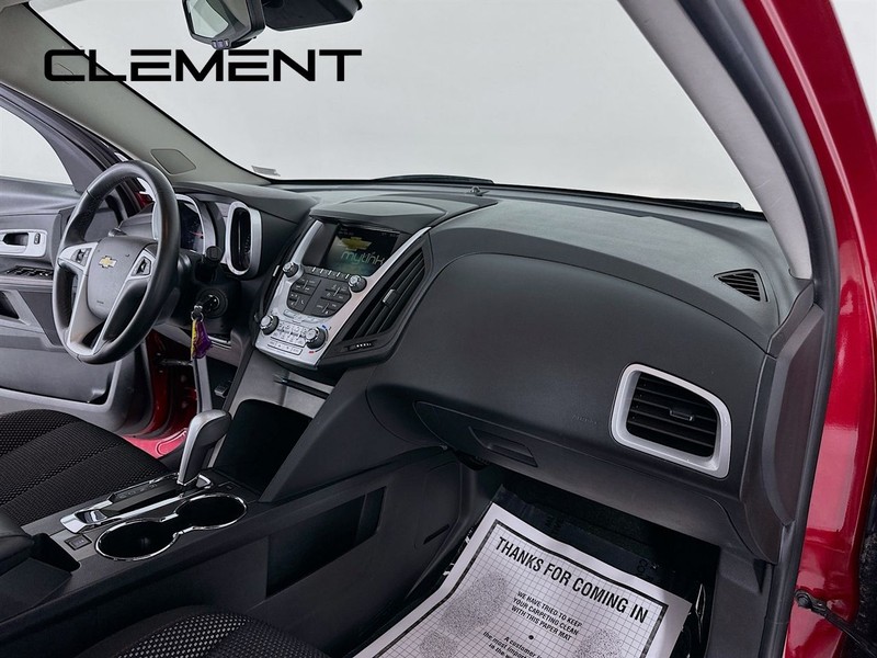 Chevrolet Equinox Vehicle Full-screen Gallery Image 31