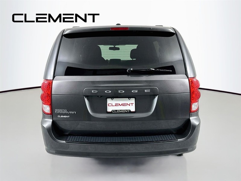 Dodge Grand Caravan Vehicle Full-screen Gallery Image 8