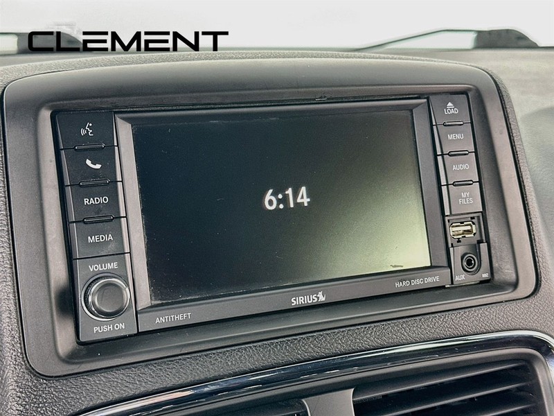 Dodge Grand Caravan Vehicle Full-screen Gallery Image 19