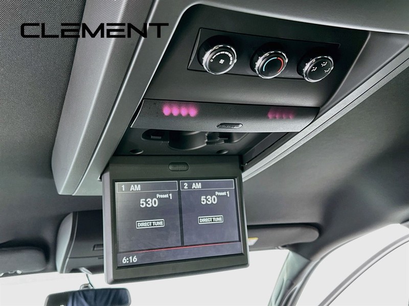 Dodge Grand Caravan Vehicle Full-screen Gallery Image 30